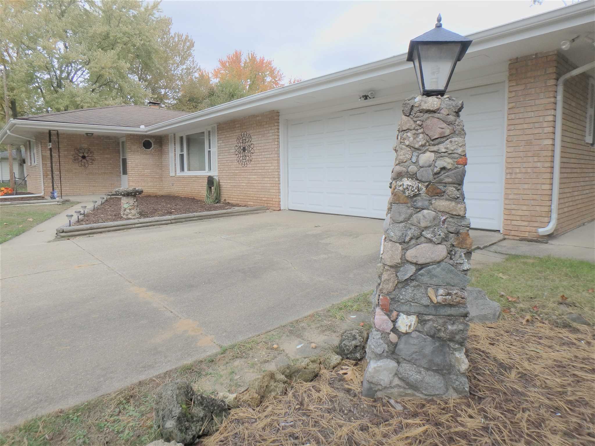 52040 Grape Road Granger, IN 46530 - Photo 5 of 29 Gallery Image 5