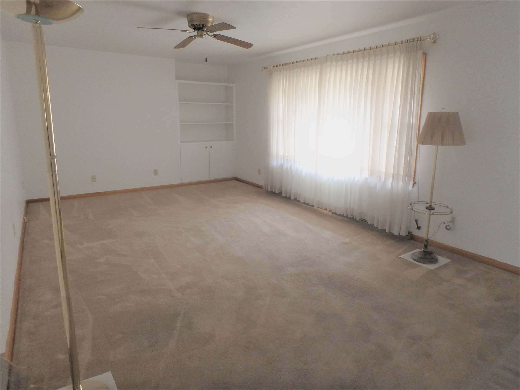 52040 Grape Road Granger, IN 46530 - Photo 7 of 29 Gallery Image 7