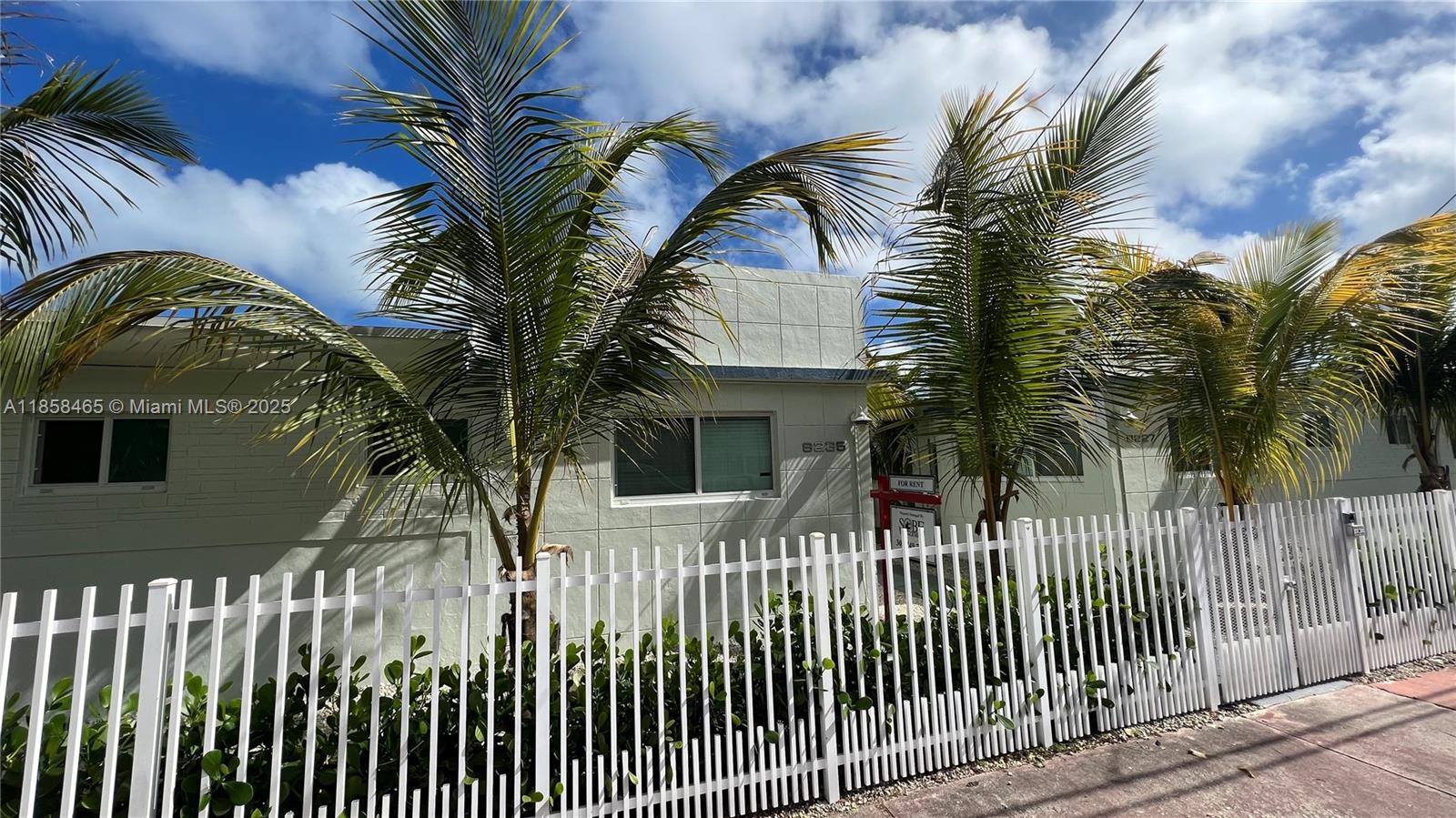 8227 Crespi Boulevard, Unit 3 Miami Beach, FL 33141 - Photo 20 of 27