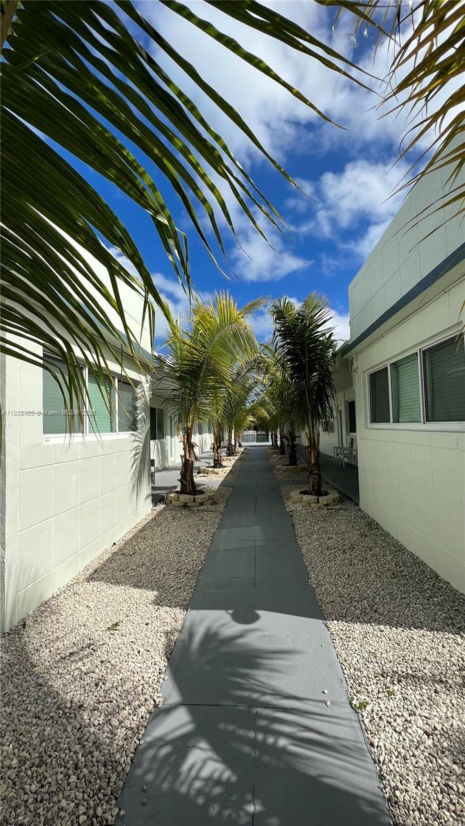 8227 Crespi Boulevard, Unit 3 Miami Beach, FL 33141 - Photo 22 of 27