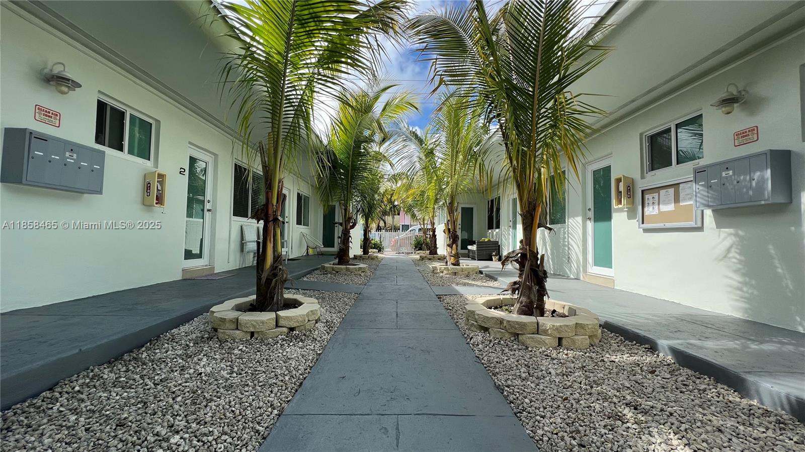 8227 Crespi Boulevard, Unit 3 Miami Beach, FL 33141 - Photo 27 of 27