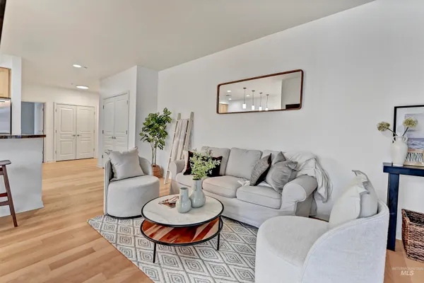 $695,000 | 323 West Jefferson Street, Unit 103 103, Boise, ID 83702