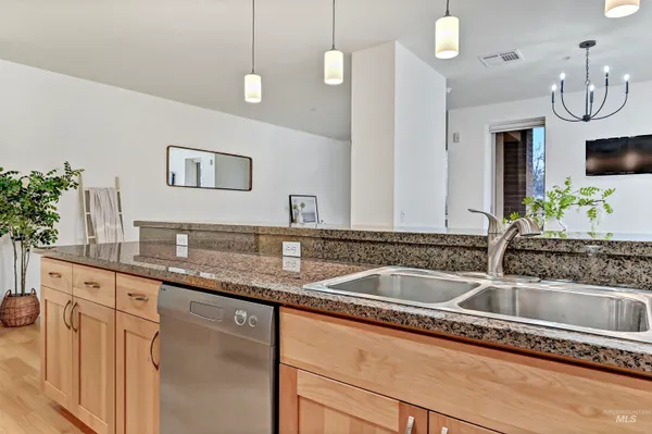 $695,000 | 323 West Jefferson Street, Unit 103 103, Boise, ID 83702