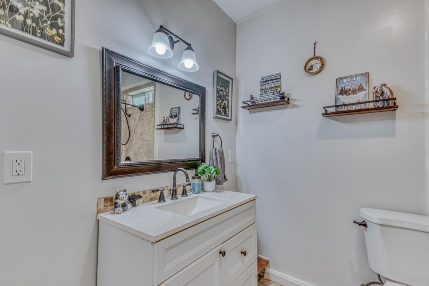 415 Carpenteria Road Aromas, CA 95004 - Photo 11 of 34