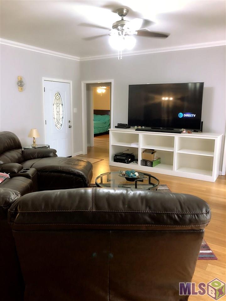 1404 South Flannery Road Baton Rouge, LA 70816 - Photo 3 of 17 Gallery Image 3