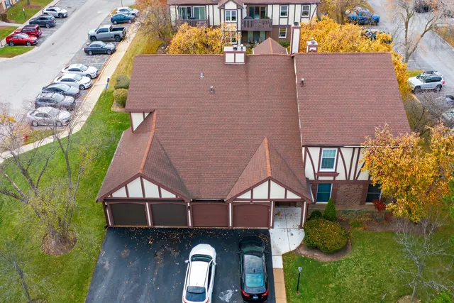 $309,999 | 2930 Northampton Drive, Unit A2, Rolling Meadows, IL 60008