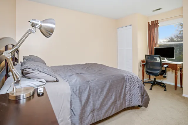 $309,999 | 2930 Northampton Drive, Unit A2, Rolling Meadows, IL 60008