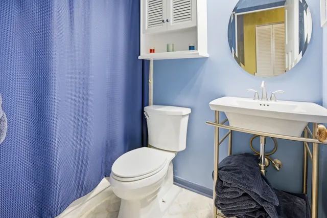 $309,999 | 2930 Northampton Drive, Unit A2, Rolling Meadows, IL 60008