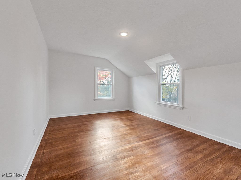1494 Crest Road Cleveland Heights, OH 44121 - Photo 13 of 25 Gallery Image 13