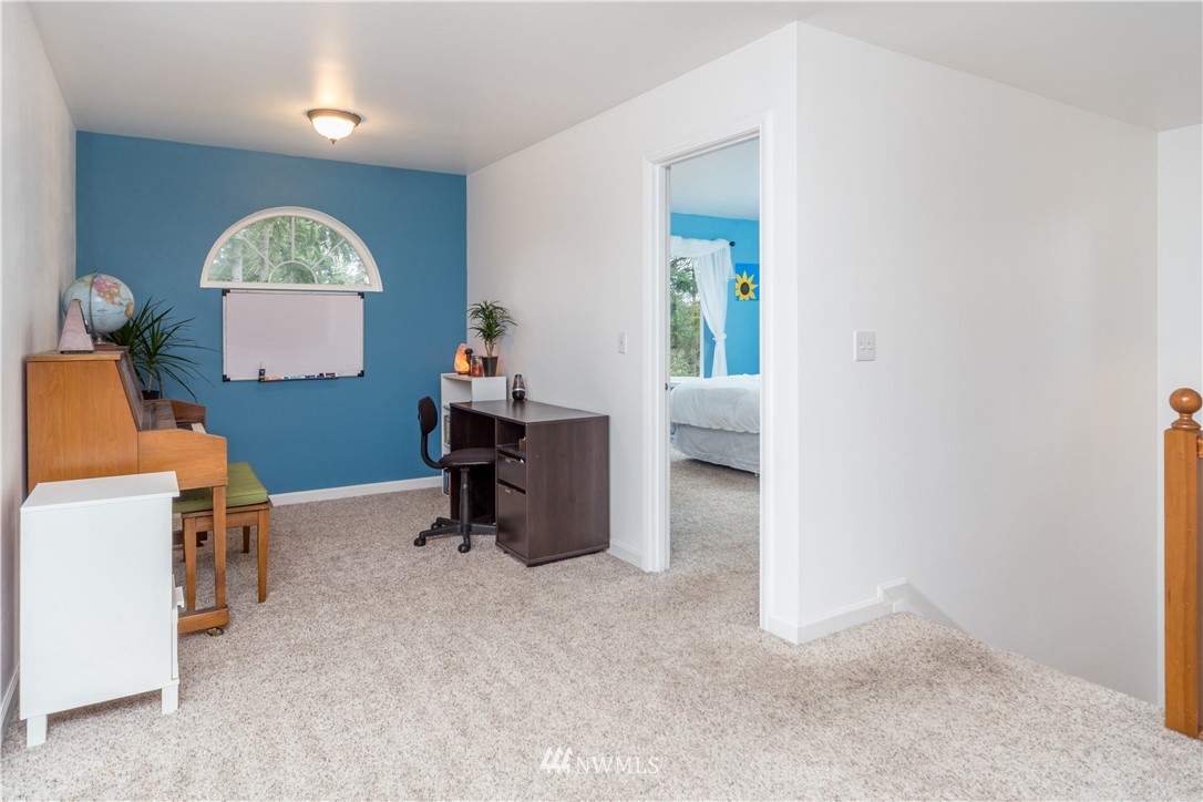 9918 Northeast Kingston Farm Road Kingston, WA 98346 - Photo 20 of 40