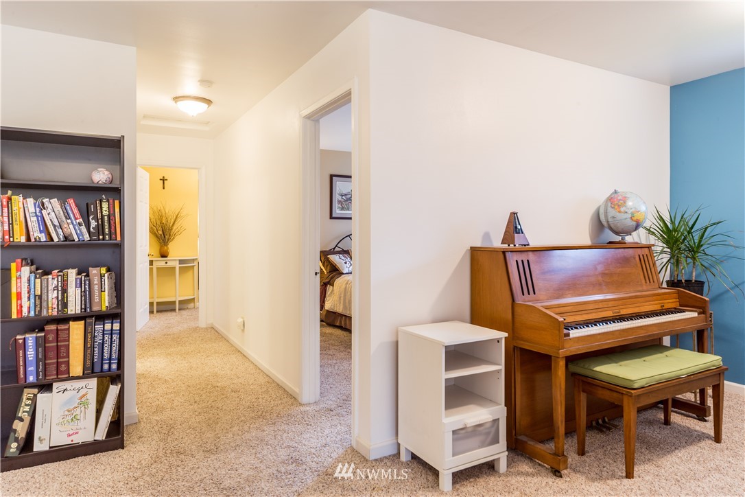 9918 Northeast Kingston Farm Road Kingston, WA 98346 - Photo 22 of 40