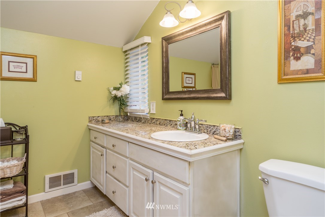 9918 Northeast Kingston Farm Road Kingston, WA 98346 - Photo 25 of 40