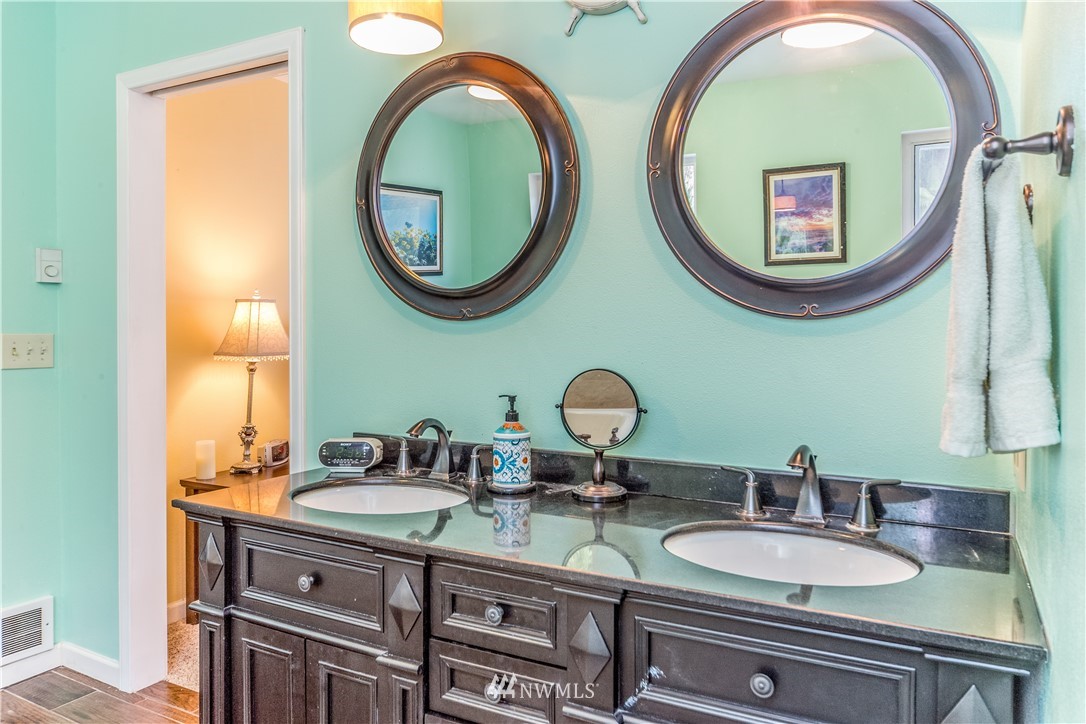 9918 Northeast Kingston Farm Road Kingston, WA 98346 - Photo 31 of 40