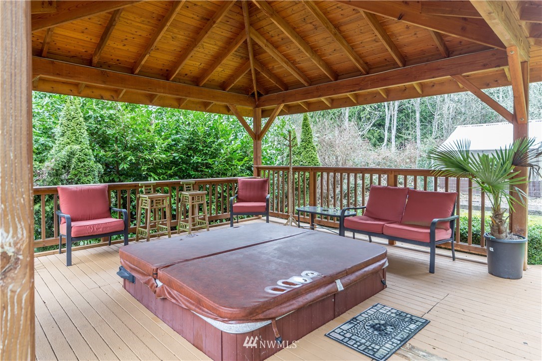 9918 Northeast Kingston Farm Road Kingston, WA 98346 - Photo 32 of 40