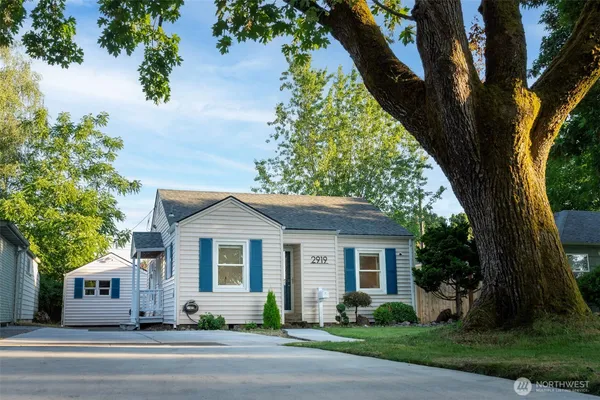 $349,950 | 2919 Louisiana Street, Longview, WA 98632