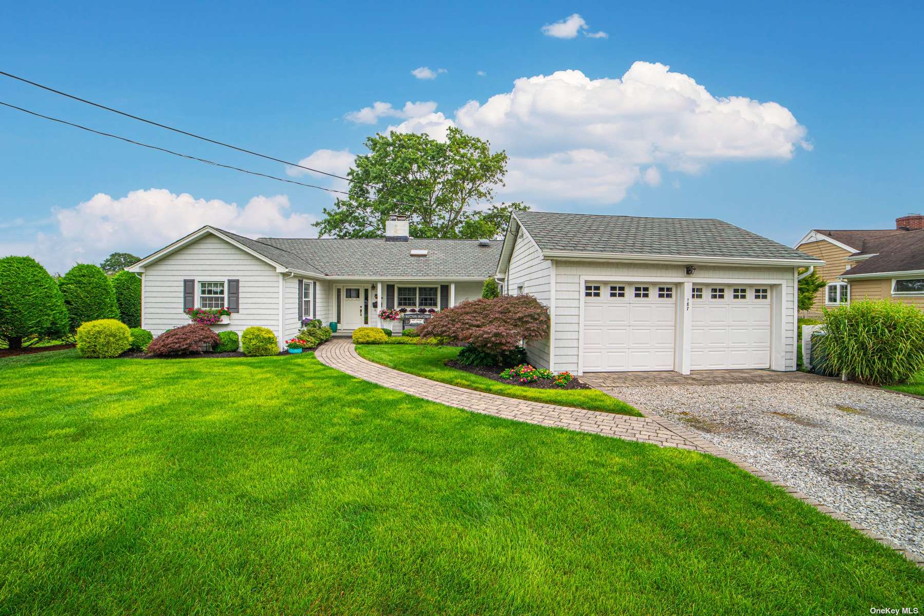 187 Melbury Road Babylon, NY 11702 - Photo 1 of 1 Gallery Image 1
