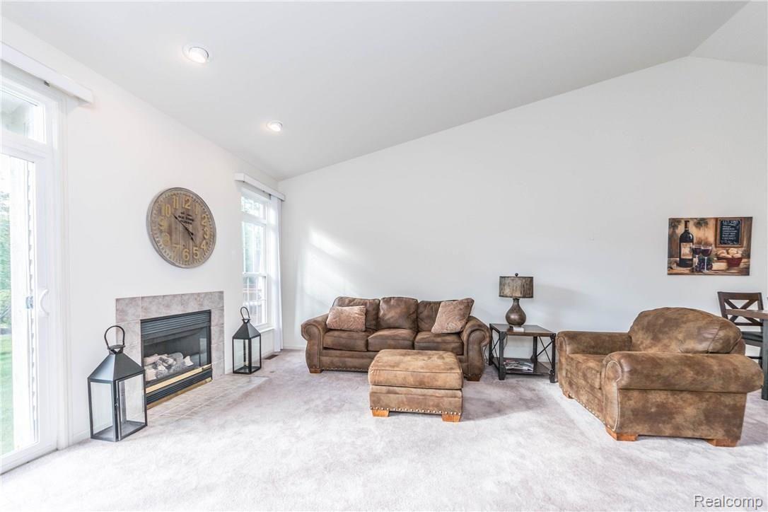 430 Cherry Grove Road Canton, MI 48188 - Photo 10 of 32 9_22.jpg