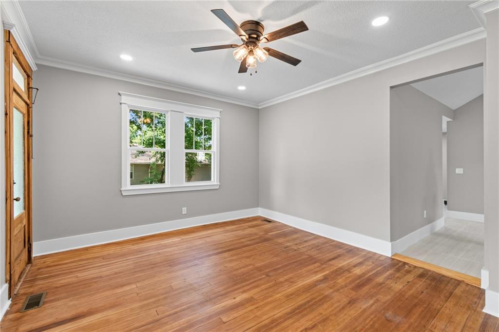 611 South Main Street Clinton, MO 64735 - Photo 11 of 35