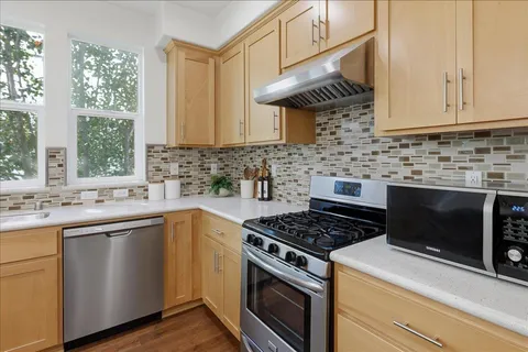 $1,568,000 | 125 Maidenhair Terrace, Sunnyvale, CA 94086