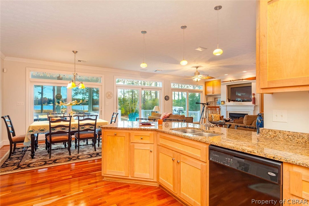 102 Ferry Road Hartfield, VA 23071 - Photo 31 of 42 Kitchen 2