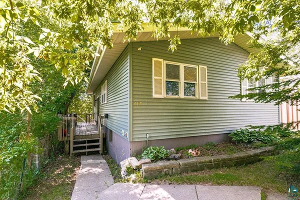 $279,900 | 2310 West 7th Street, Duluth, MN 55806