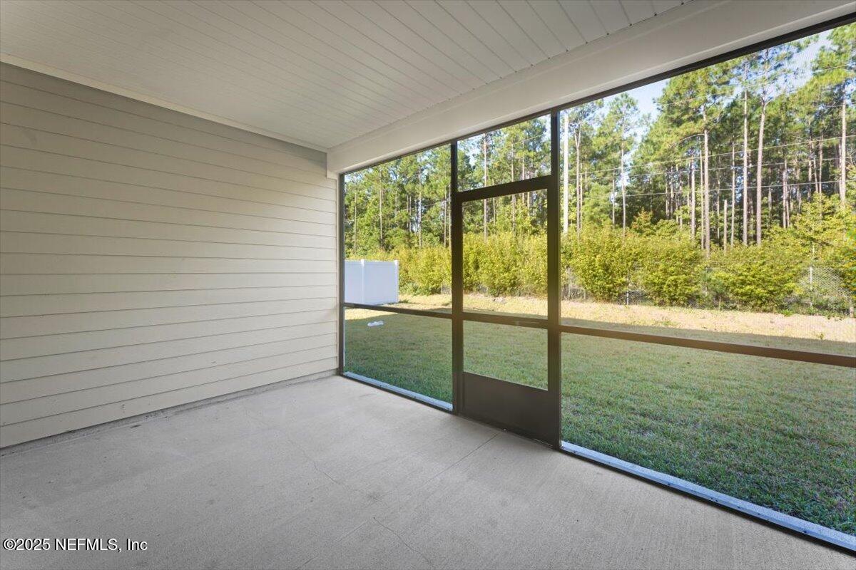 1598 Lachlan Circle Jacksonville, FL 32218 - Photo 35 of 38 a view of an empty room and window