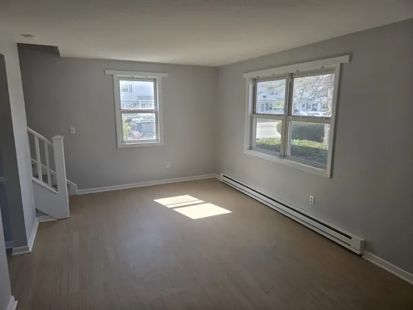 $2,100 | 0 Town House Court, Unit 2, Spencer, MA 01562