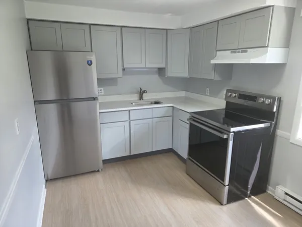 $2,100 | 0 Town House Court, Unit 2, Spencer, MA 01562