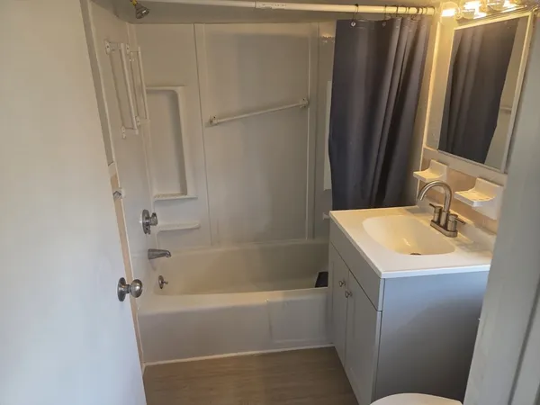 $2,100 | 0 Town House Court, Unit 2, Spencer, MA 01562