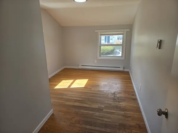 $2,100 | 0 Town House Court, Unit 2, Spencer, MA 01562