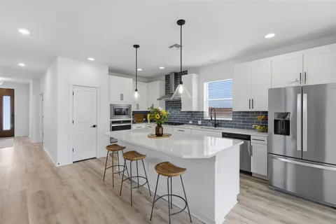 $559,000 | 9001 Spire View, Austin, TX 78744