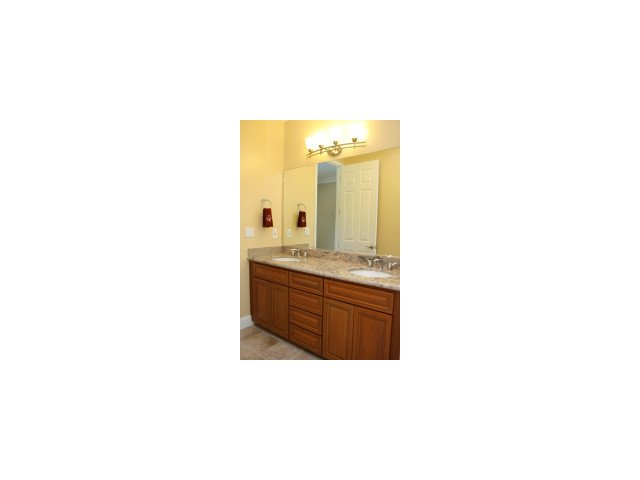 185 Merritt Road Los Altos, CA 94022 - Photo 8 of 9 Gallery Image 8