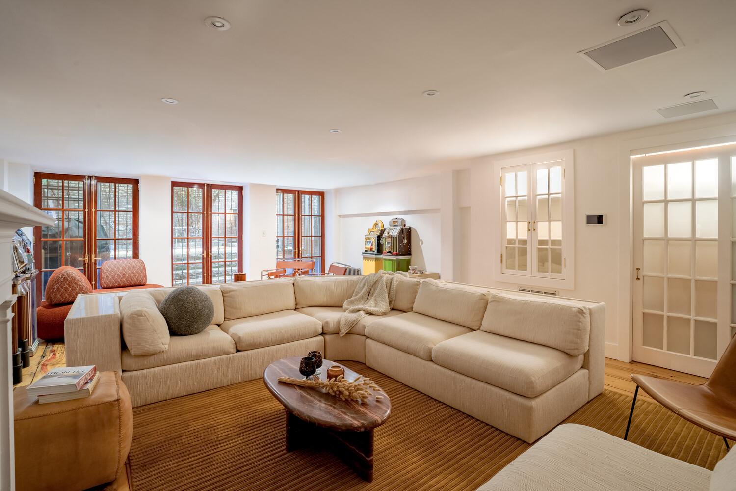 143 East 19th Street Manhattan, NY 11222 - Photo 9 of 15