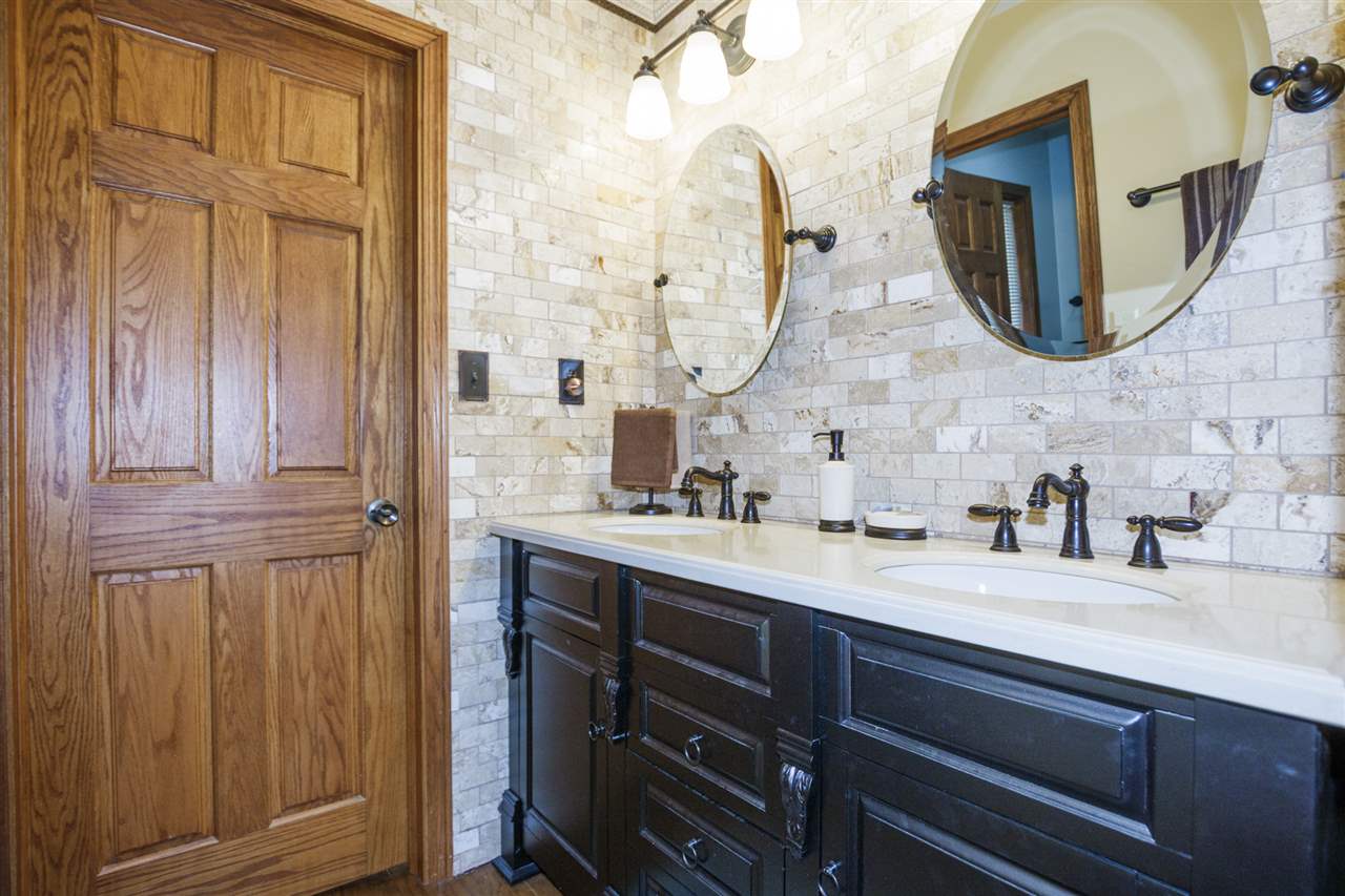 25301 Schuck Road Washington, IL 61571 - Photo 14 of 36 Gallery Image 14