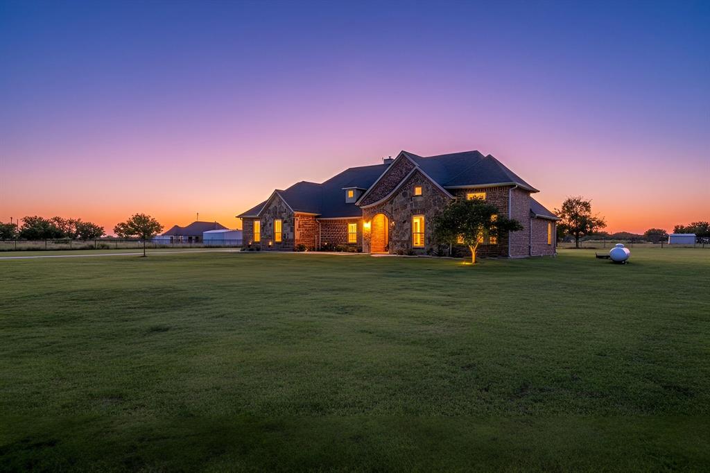 4091 Belz Road Sanger, TX 76266 - Photo 1 of 1 Twilight and sunsets are beautiful here