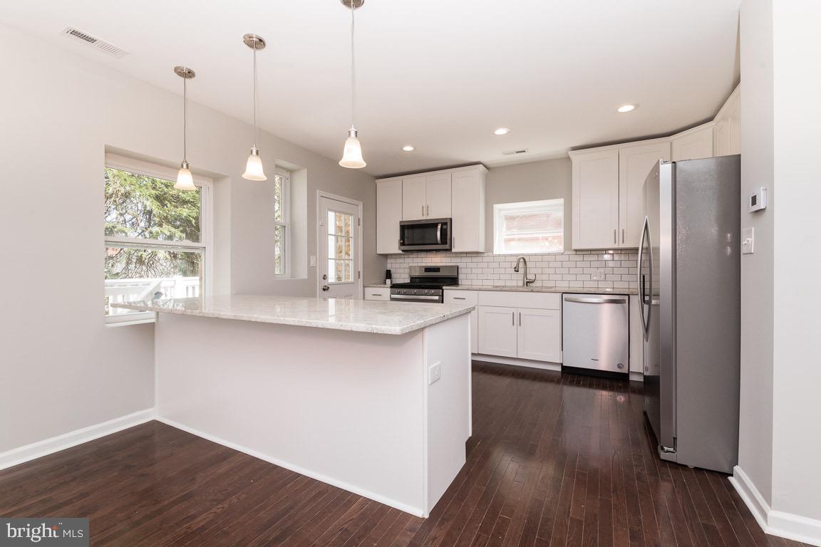 3601 Ellamont Road Baltimore, MD 21215 - Photo 2 of 30 Gallery Image 2