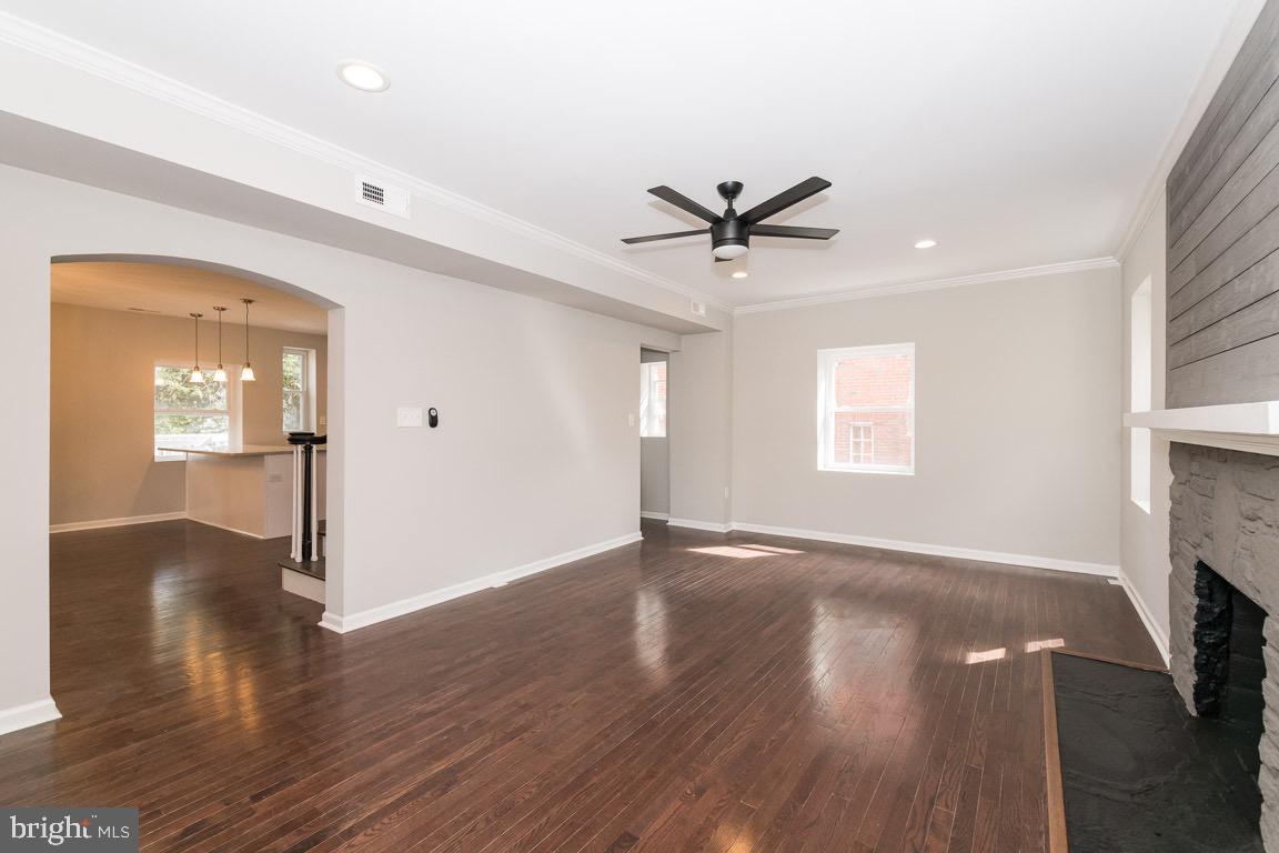 3601 Ellamont Road Baltimore, MD 21215 - Photo 8 of 30 Gallery Image 8