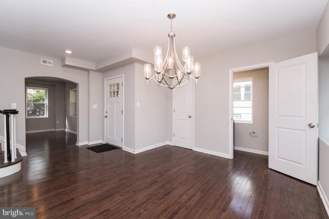 3601 Ellamont Road Baltimore, MD 21215 - Photo 9 of 30 Gallery Image 9