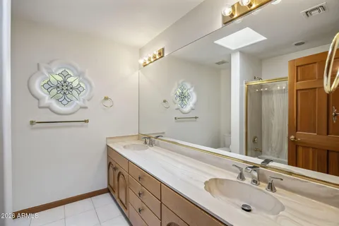 $4,500,000 | 8700 North 58th Place, Paradise Valley, AZ 85253