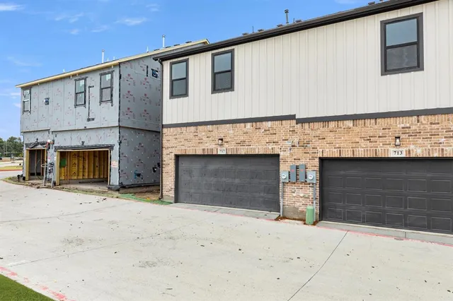 $435,000 | 717 Kerrville Lane, Plano, TX 75075