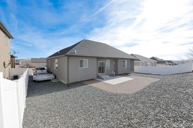 $529,900 | 332 Flagstone Drive, Rock Springs, WY 82901