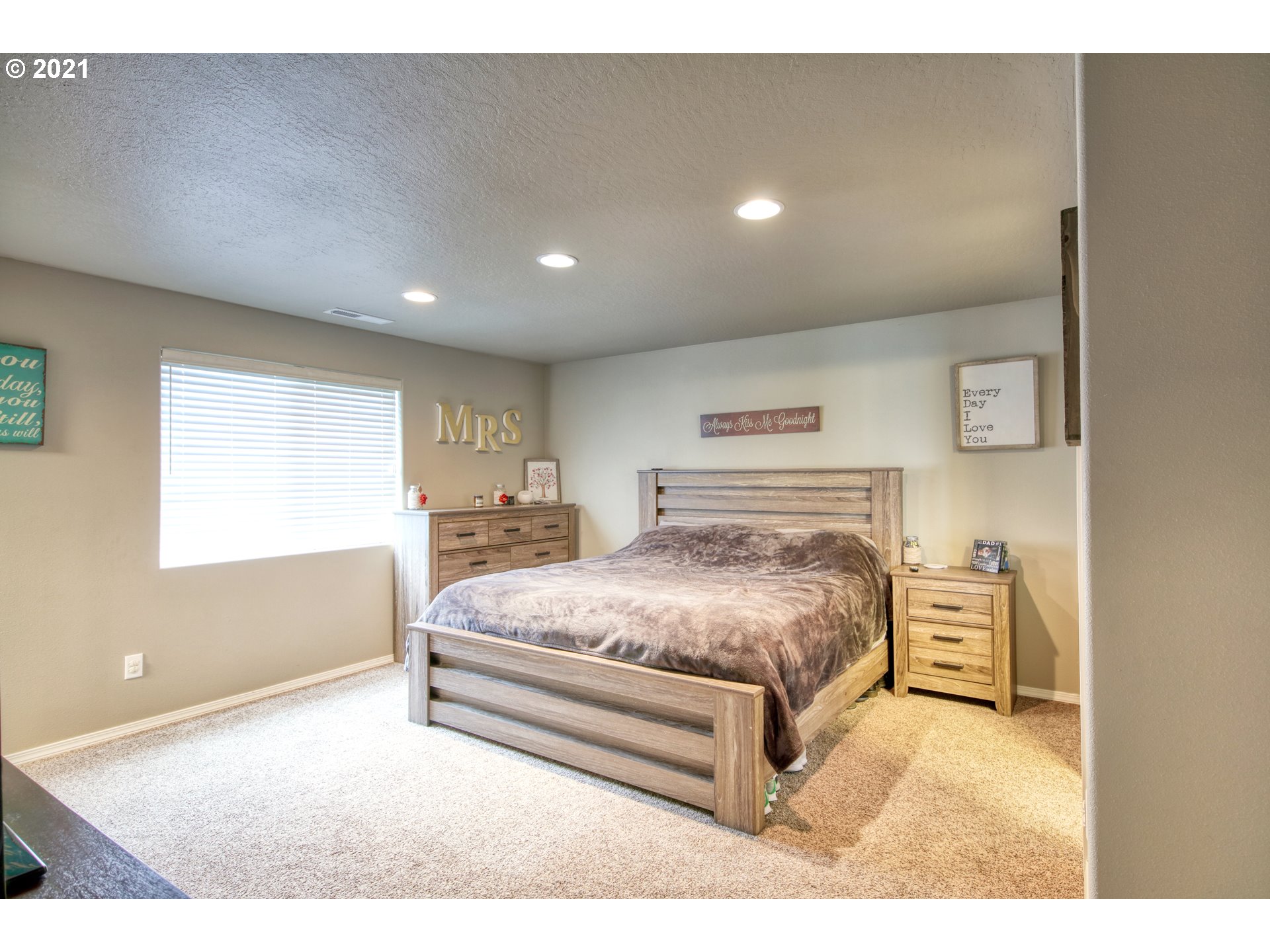 25098 Sun Ridge Way Veneta, OR 97487 - Photo 28 of 32 Gallery Image 28