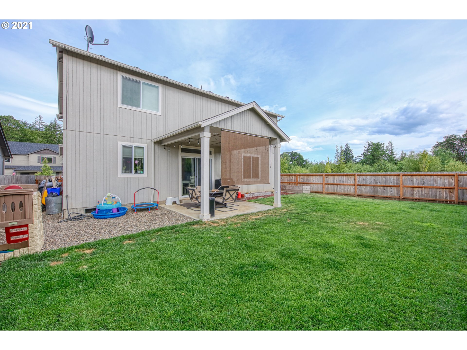 25098 Sun Ridge Way Veneta, OR 97487 - Photo 6 of 32 Gallery Image 6