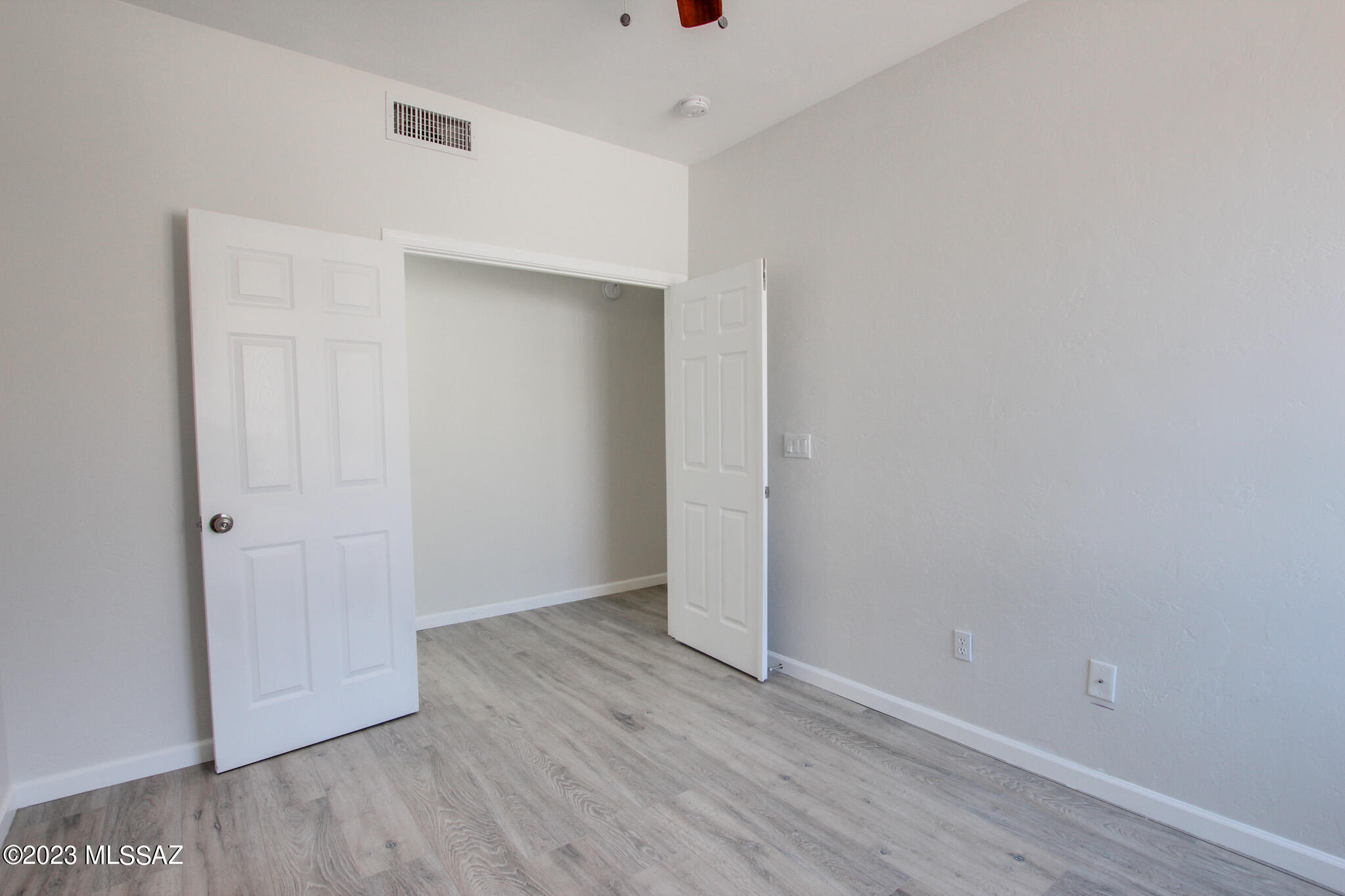 7657 South Lions Spring Way Tucson, AZ 85747 - Photo 9 of 49