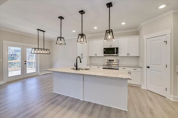 $469,900 | 3950 Barrett Street, Augusta, GA 30909
