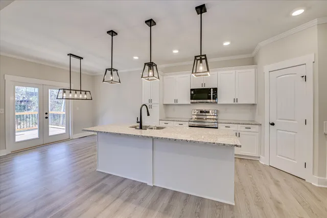 $469,900 | 3950 Barrett Street, Augusta, GA 30909