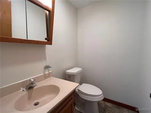 $229,900 | 3207 Northway Drive, Cambria, NY 14132