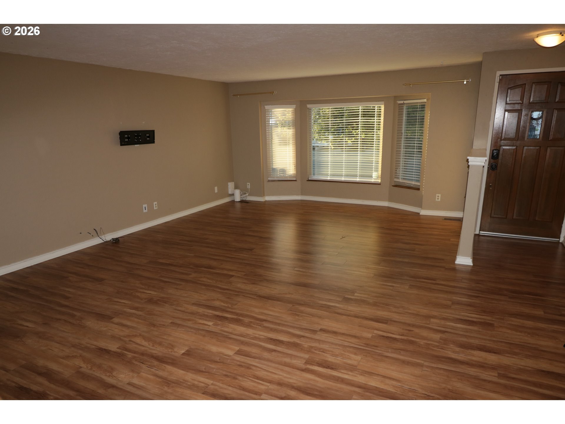 1419 T Street Springfield, OR 97477 - Photo 4 of 30