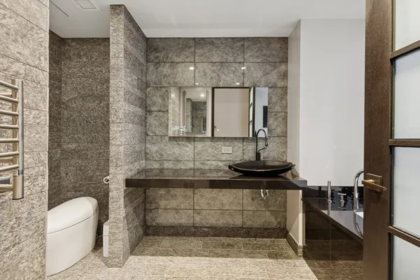 $2,097,000 | 20 Pine Street, Unit 907/908 | Financial District