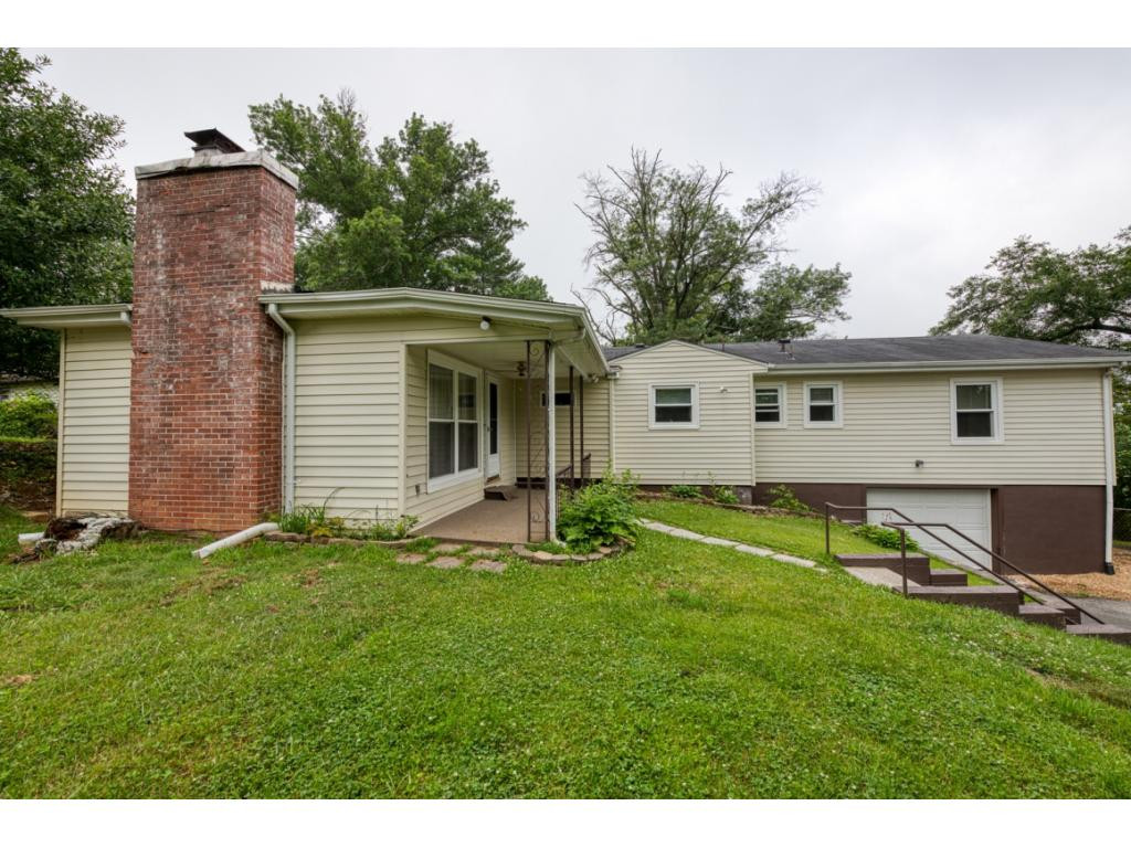 533 Cheyenne Road Bristol, VA 24201 - Photo 2 of 26 Photo 2